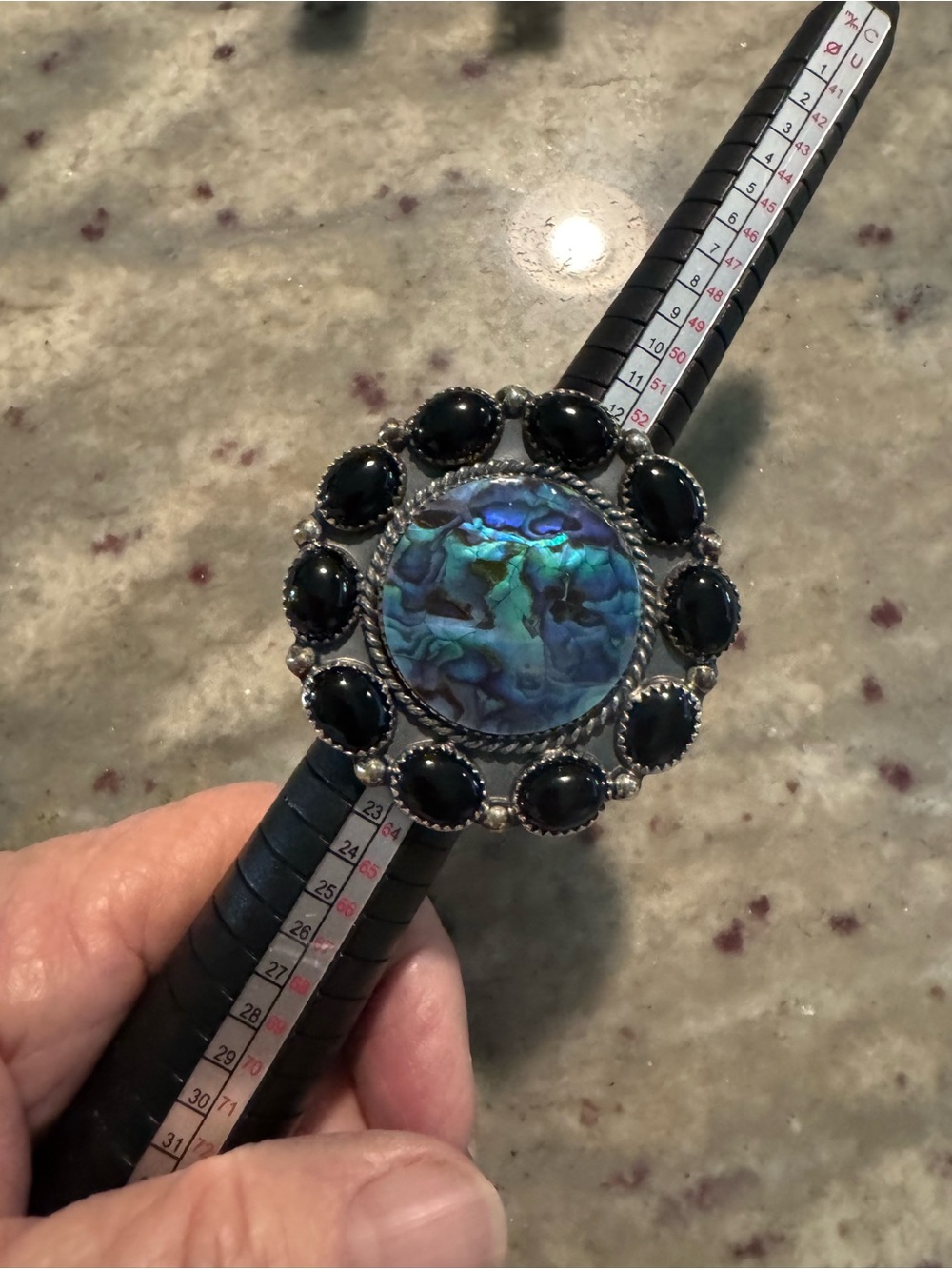 Sterling Silver Abalone & Black Onyx Ring size 8 1/2. 25g and is 2 inches wide